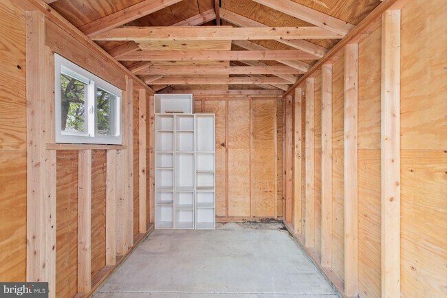 Building Photo - 4520 Rosemarie Dr