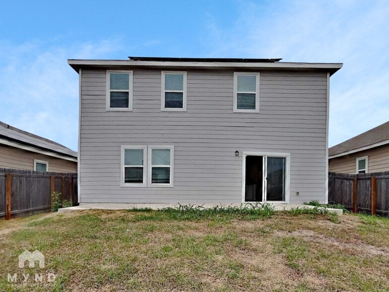 Building Photo - 14332 Gila Crossing