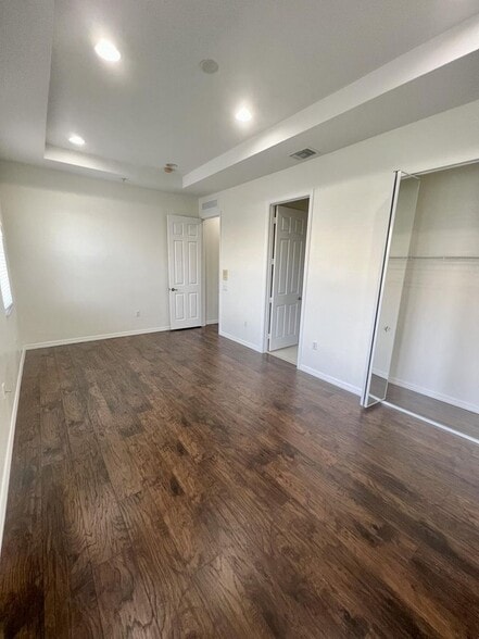 Building Photo - 1284 Piazza Antinori