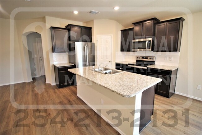 Building Photo - 306 Danielle Dr