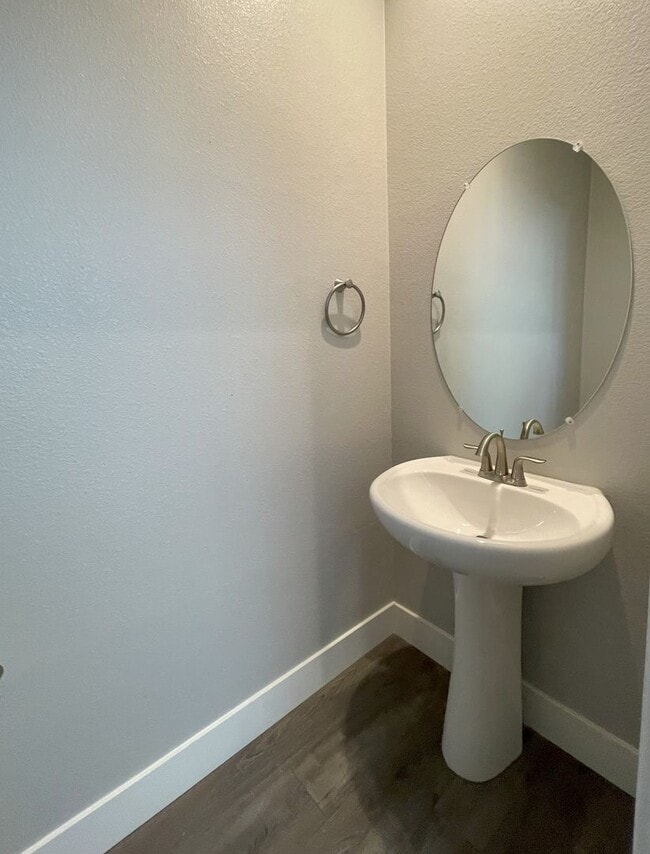 Building Photo - Embrace the Charm, Enjoy the Space, Love t...