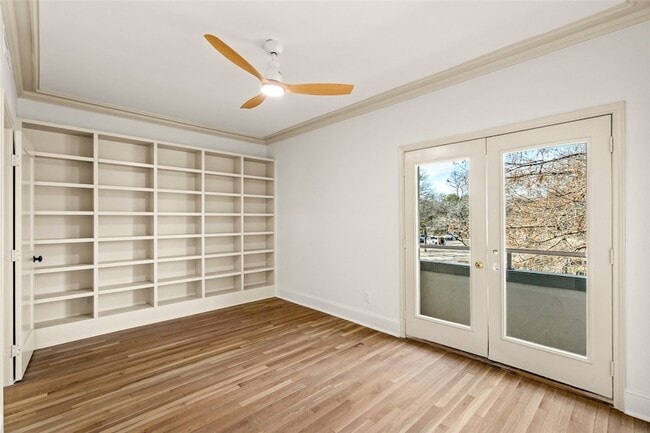 Building Photo - 4030 Gilbert Ave