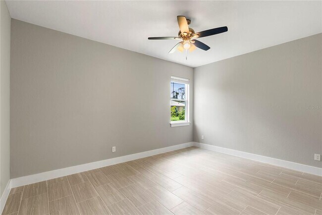 Building Photo - 1774 Karluk St