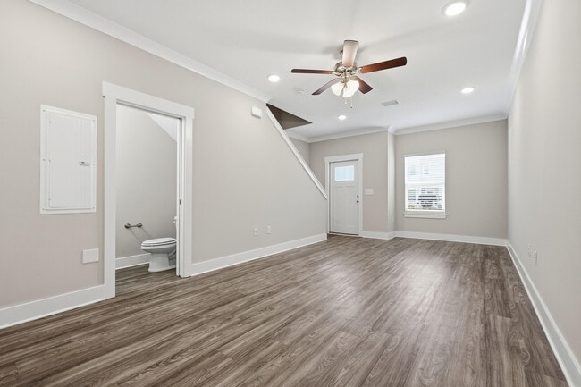 Building Photo - 246 N Sand Palm Rd