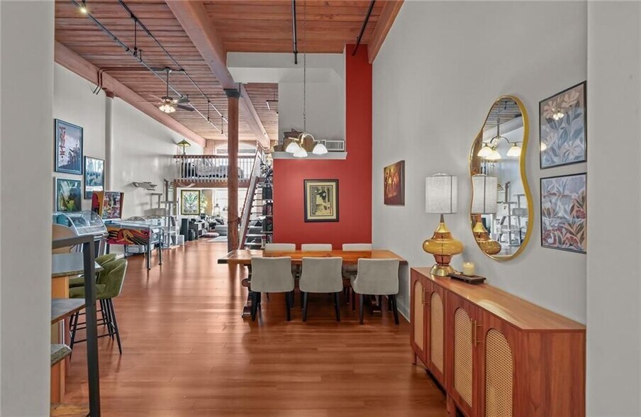 Building Photo - 1 Tupperware Dr