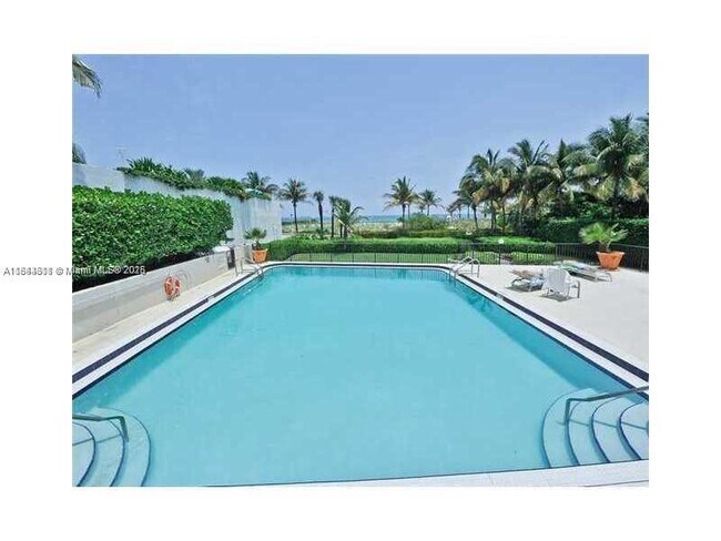 Building Photo - 1623 Collins Ave