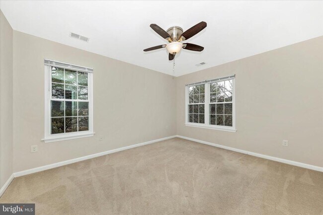 Building Photo - 13205 Cloppers Mill Dr