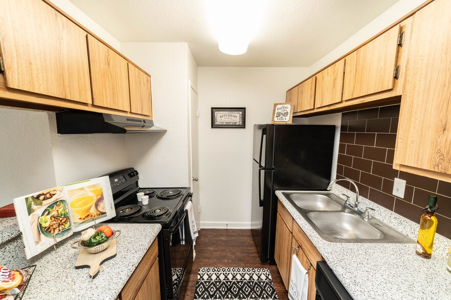 Somerset 80008001 W Tidwell Rd Houston TX 77040 Apartment Finder