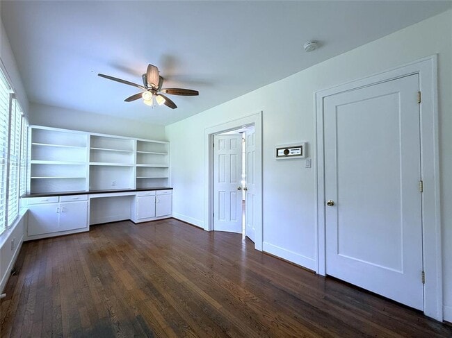 Building Photo - 2312 Quenby St