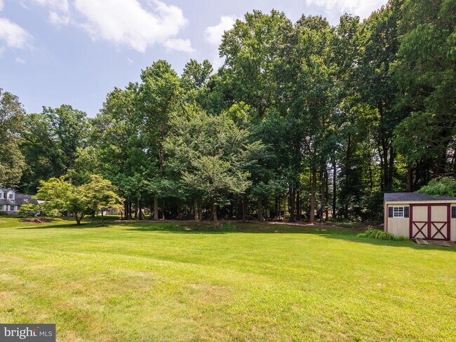 Building Photo - 612 Bough Rd