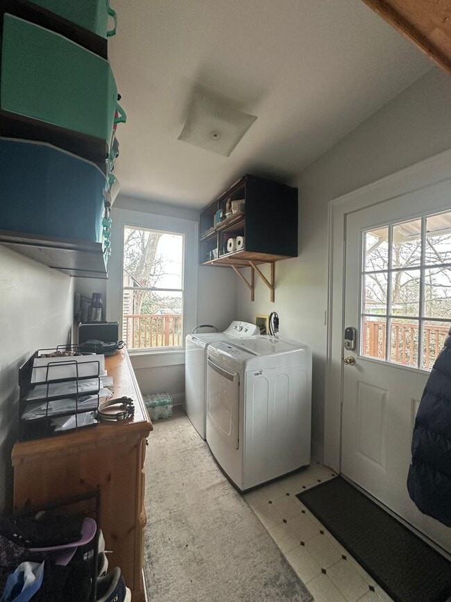 Building Photo - Shotgun Home in the Boulevard Neighborhood - Move in date June 1st, 2026