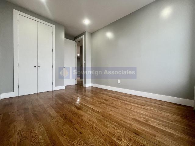 Building Photo - 3 bedroom in New York NY 10033