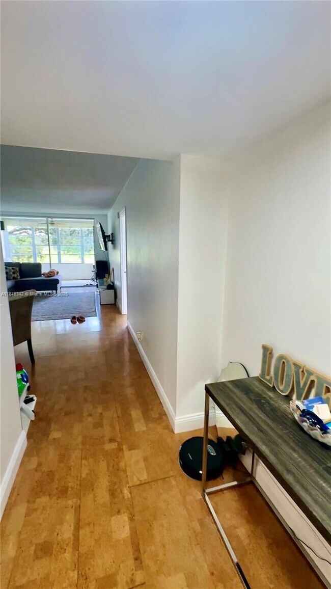 Building Photo - 2651 S Course Dr