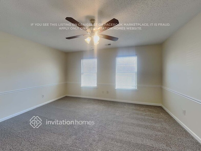 Building Photo - 14931 Rothwell Dr