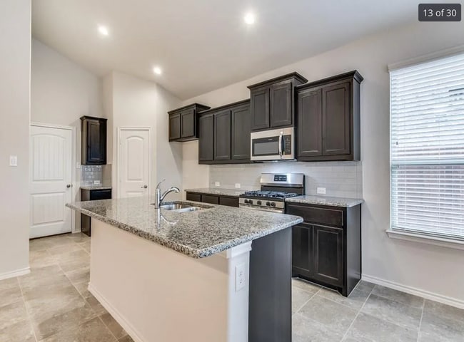 Building Photo - 15720 Prairie Grass Ln