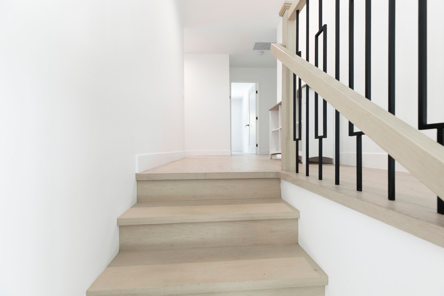 Building Photo - 3125 Emerald Isle Dr