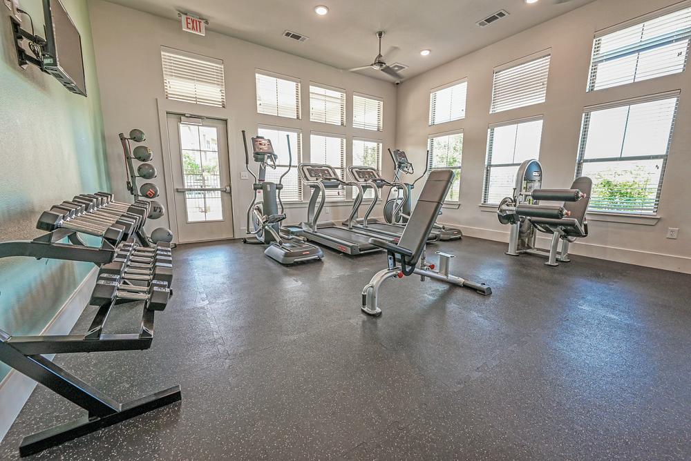 Building Photo - 2115 Windsor Blvd