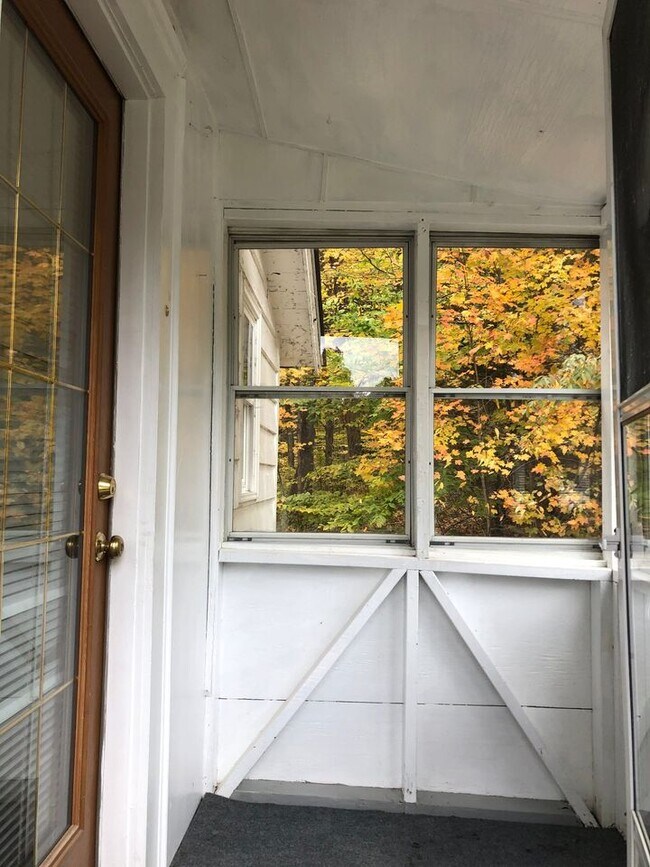 Sun Room - 235 Russia Rd