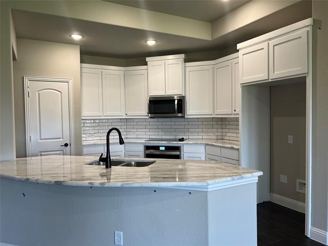 Building Photo - 249 Lillian Ln