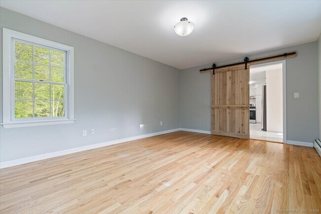 Building Photo - 3 Alscot Dr