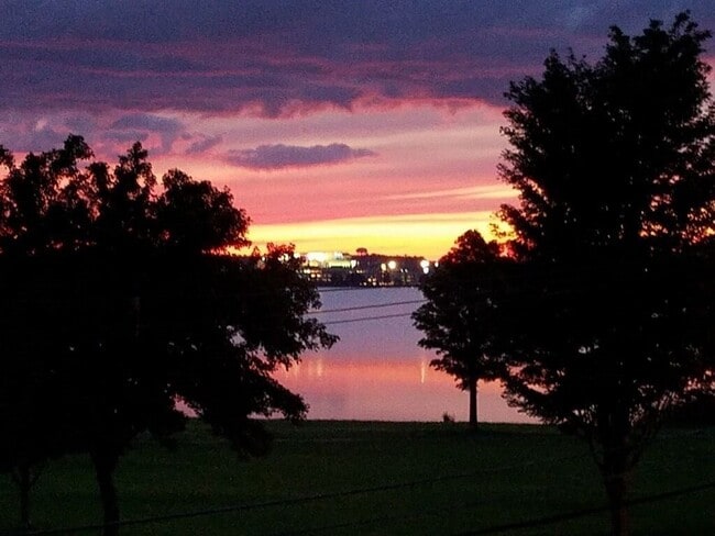 Building Photo - 1 Salem St