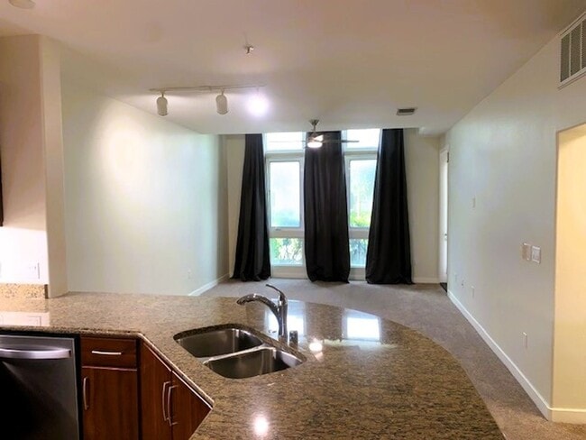 Building Photo - Clean & Modern Dublin Condo – Prime Location - Washer and Dryer in Unit