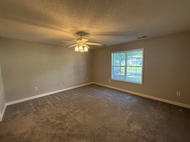 Building Photo - 234 Sienna Dr