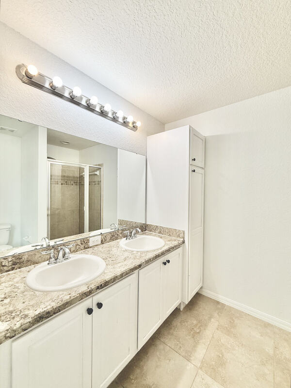 Building Photo - 7211 Merlot Sienna Ave