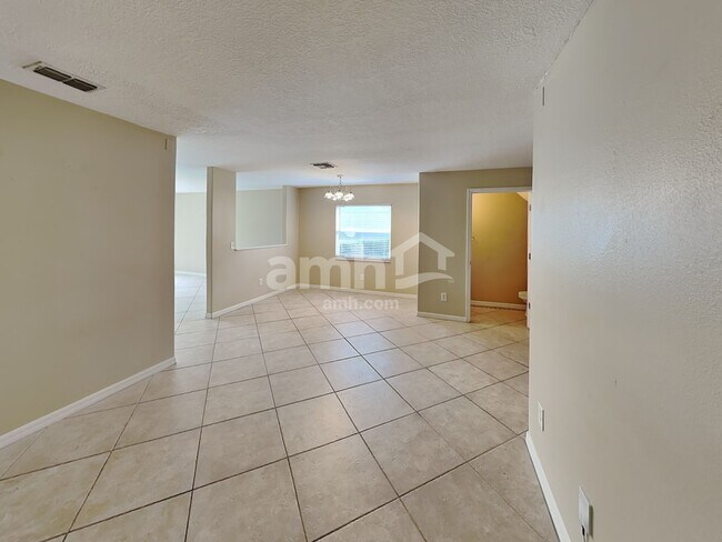 Building Photo - 13133 Lexington Summit Street