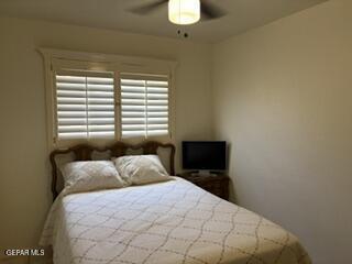 Building Photo - 649 De Vargas Dr