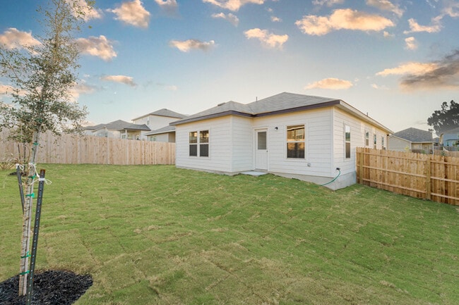 Building Photo - 2020 Cassiopeia Bend