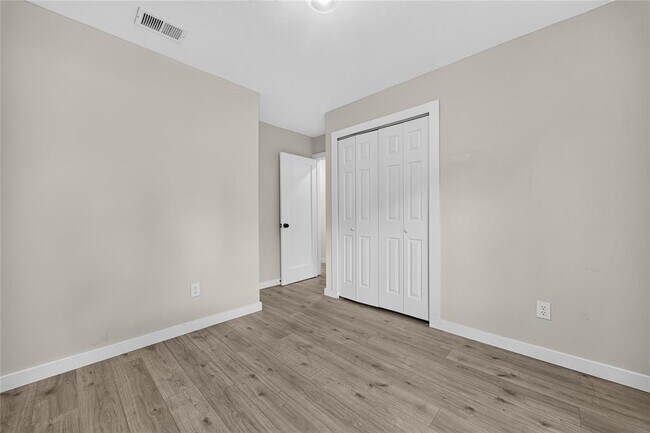 Building Photo - 6222 Wagon Bend