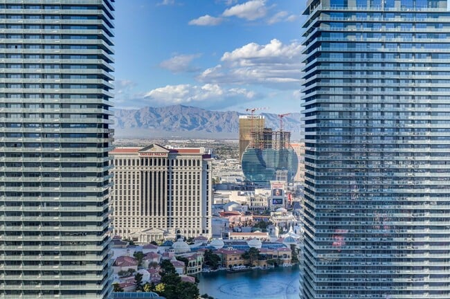 Building Photo - 3726 S Las Vegas Blvd