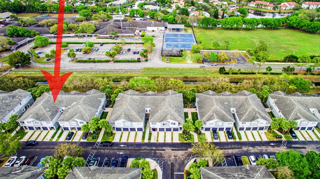 Building Photo - 3021 Grandiflora Dr