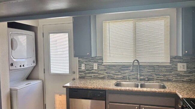 Building Photo - Rm Resort, Rancho Mirage 3 Bedrooms, 3 Bat...