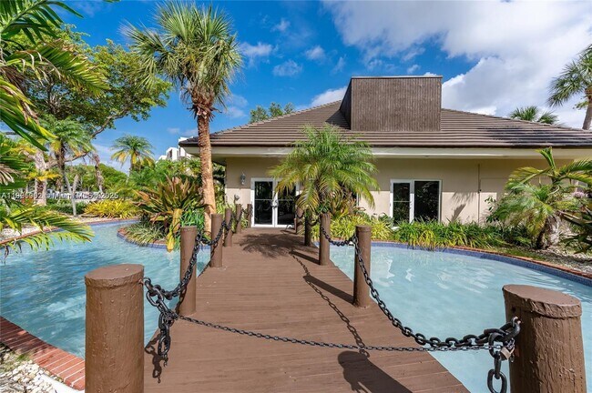 Building Photo - 9446 SW 140th Ct