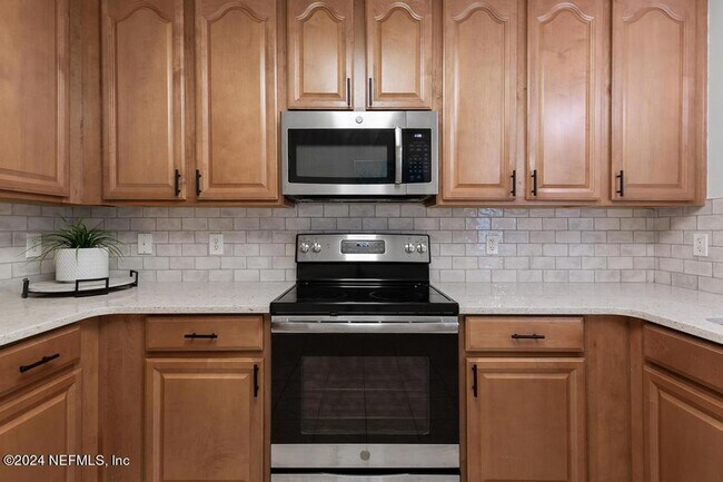 Building Photo - 101 Brannan Pl