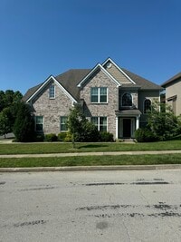 Building Photo - 290 Manitoba Ln