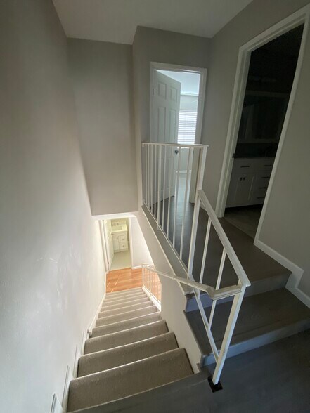 Building Photo - 8791 Gilman Dr