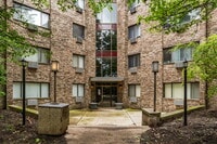 Building Photo - 5306 N Cumberland Ave