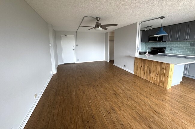 Building Photo - 2225 Buchtel Blvd S