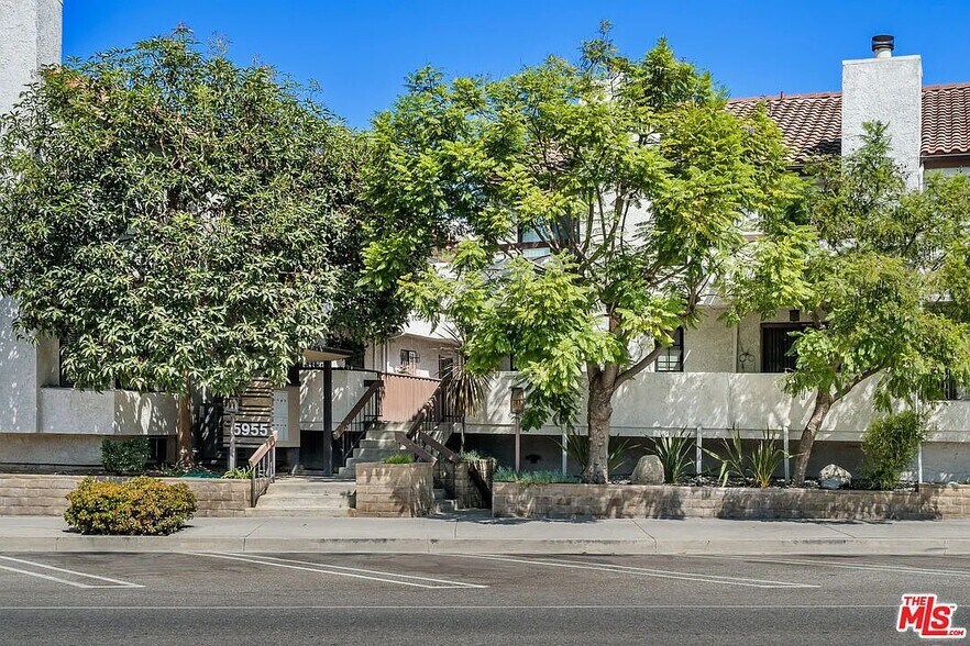 Small community of 15 units - 5955 W 8th St