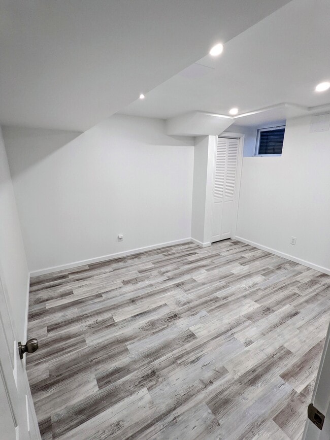 Building Photo - 1006 Kimberwicke Rd