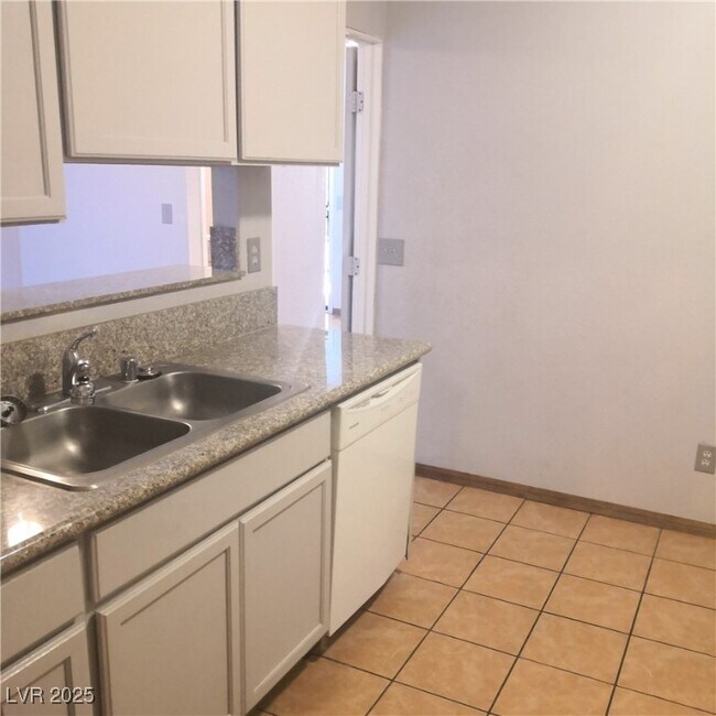 Building Photo - 6750 Del Rey Ave