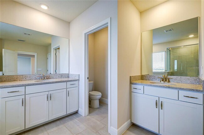 Building Photo - 17719 Gulf Rnch Pl