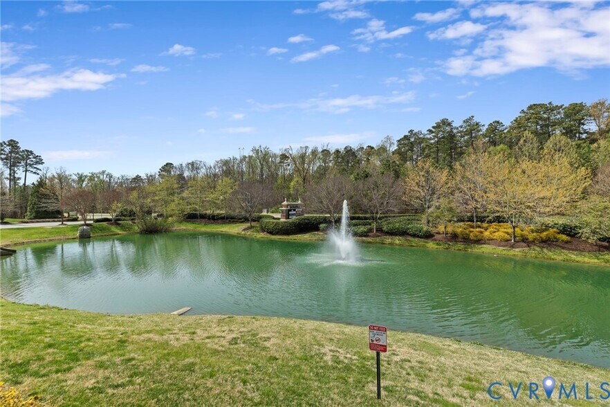 Building Photo - 3920 Village Commons Walk