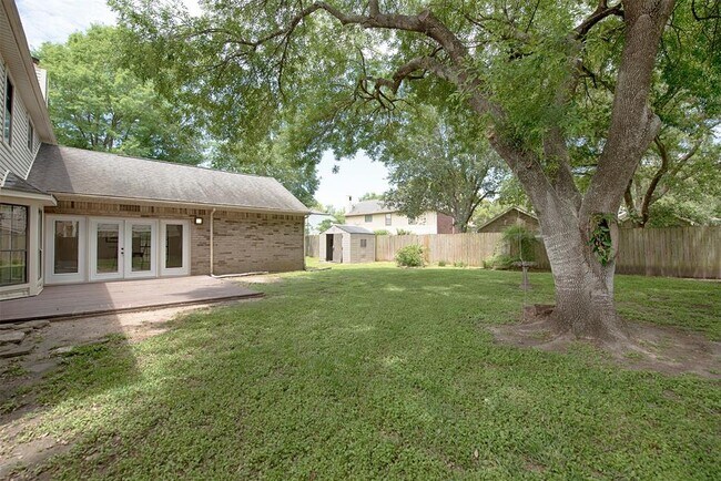 Building Photo - 2030 Cutter Dr