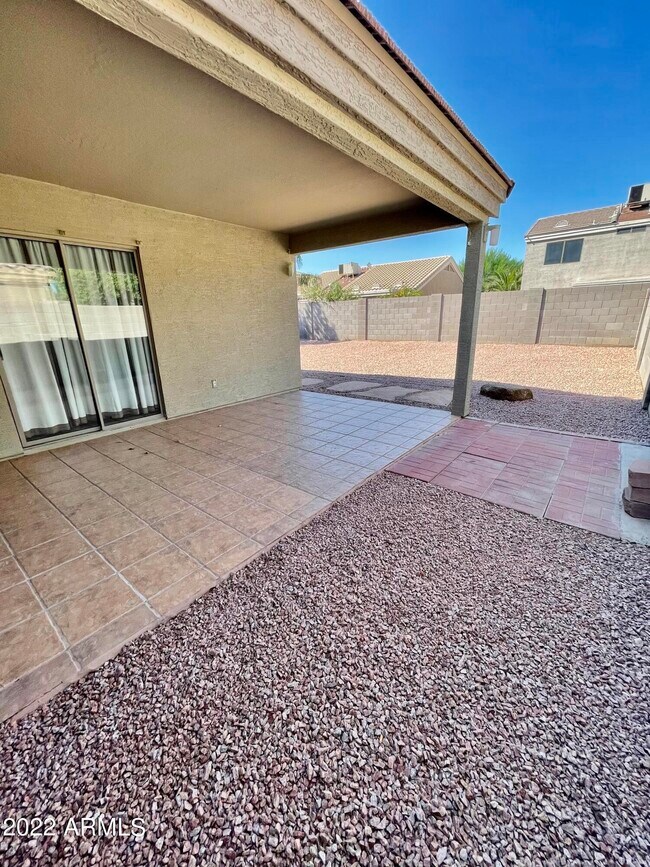 Building Photo - 13002 W Hearn Rd