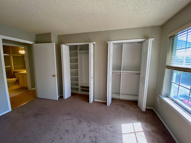 Building Photo - 177 Rachel Ct