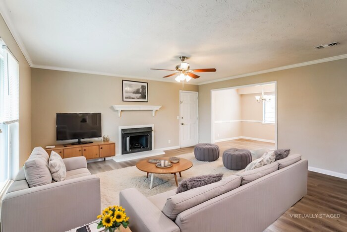 Building Photo - 105 Bordeaux Ct